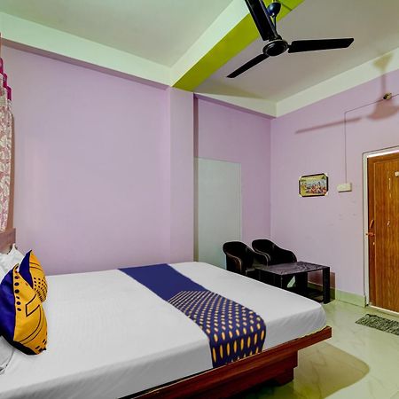 Hotel O Home Trimurti Guest House Guwahati Ngoại thất bức ảnh