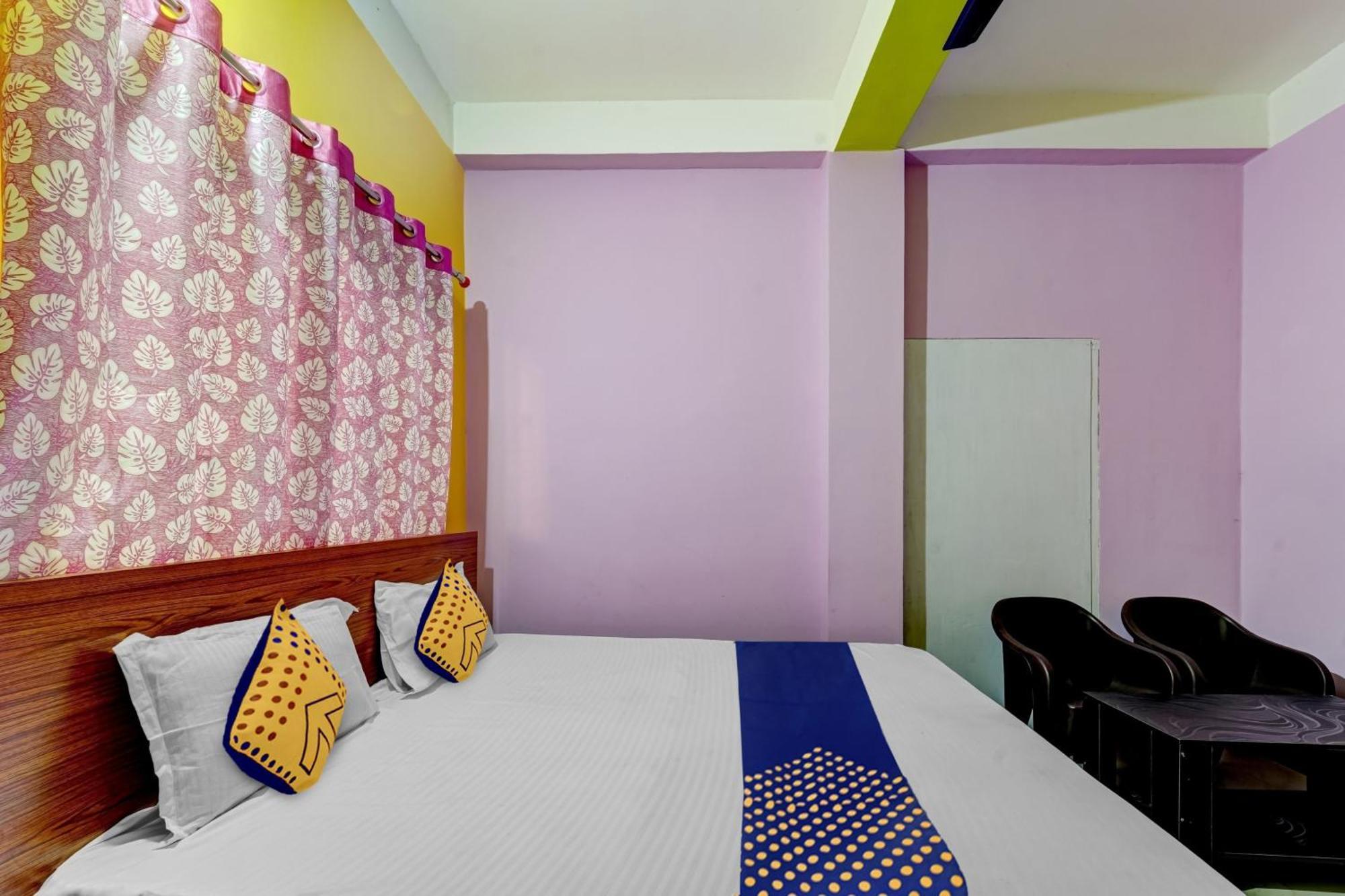 Hotel O Home Trimurti Guest House Guwahati Ngoại thất bức ảnh